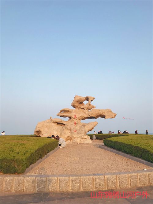 af66396e68dfd0e38867f75e1db902c9c1a2690c_size313_w1600_h2133.jpg